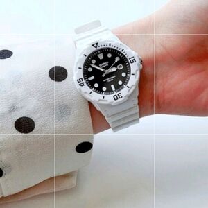 Casio Analog watch (HK-W) Buckle Band and Quartz Movement NO BOX UNUSED NEW!